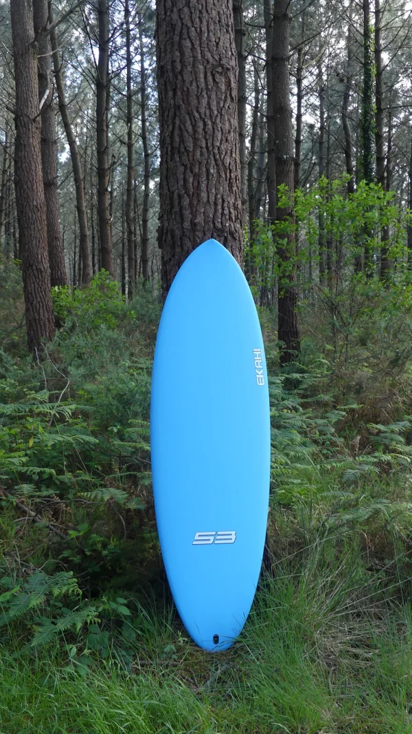 Ekahi 53 Bois carbon surfboard, blue deck, top deck view