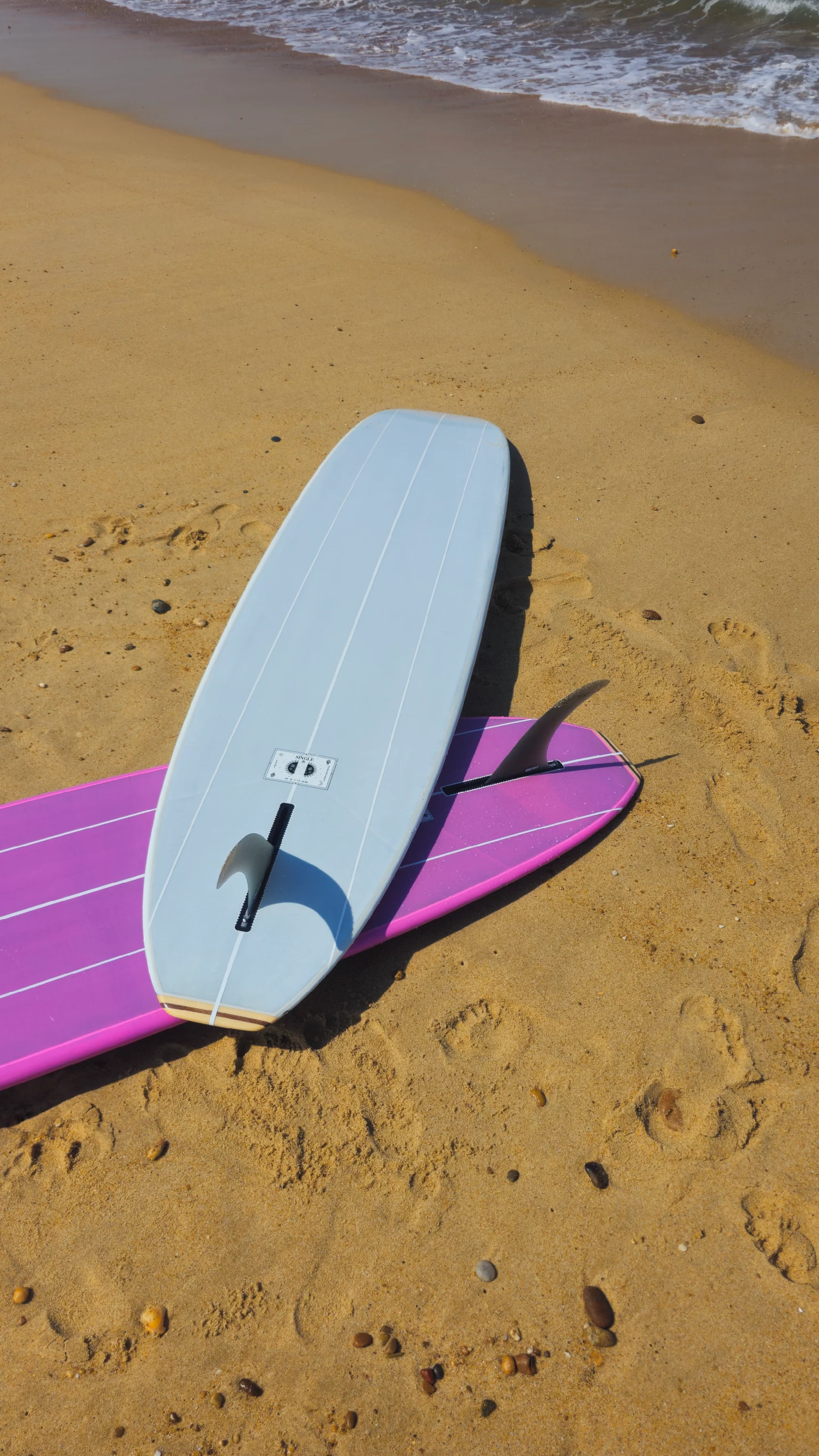 SINGLE-BEACH-GREY-PINK-BOTTOM-2