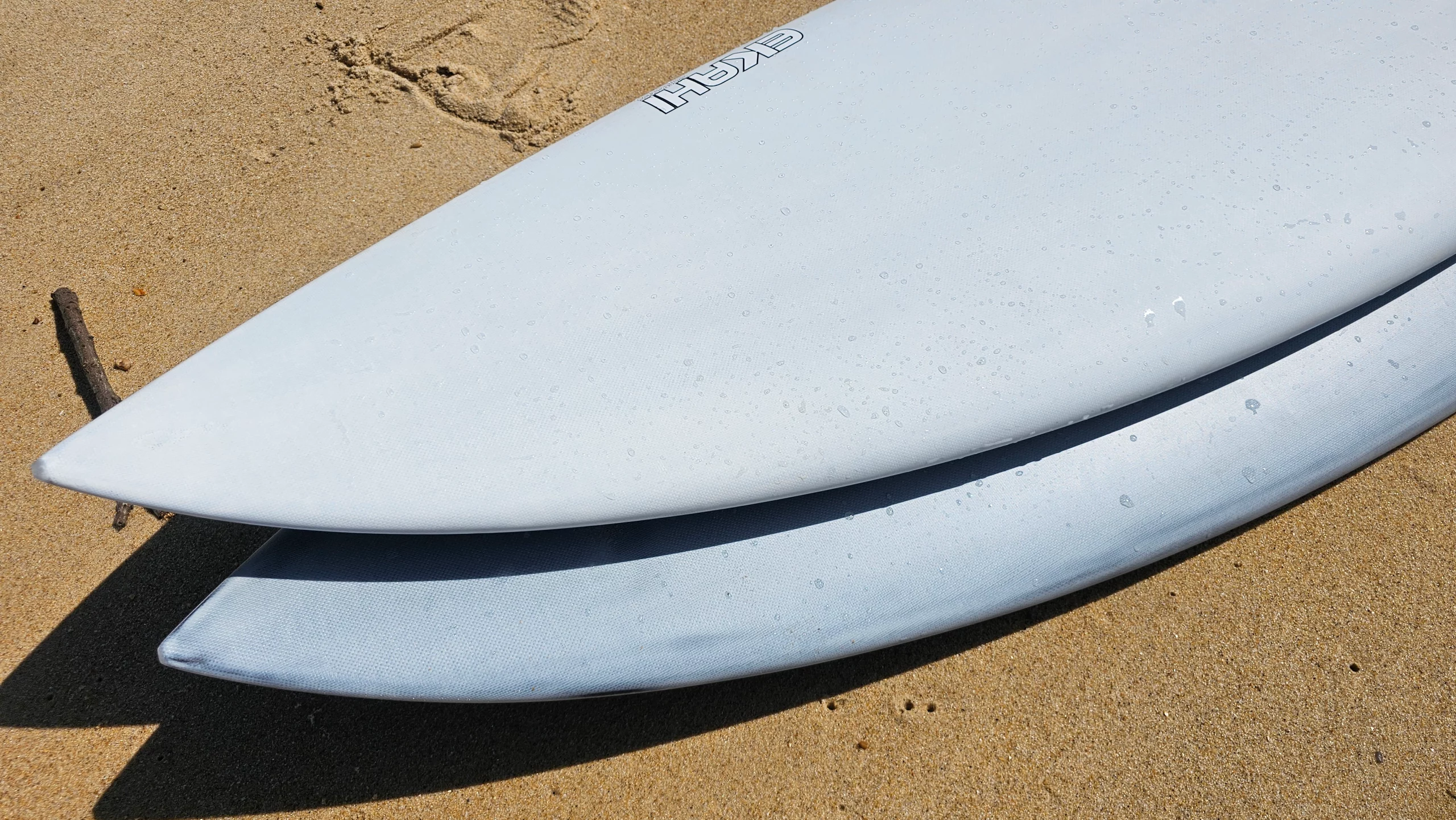 SQUASH-WHITEGREY-BEACH-TOP-2